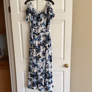 Chic Blue and White Floral Midi Dress